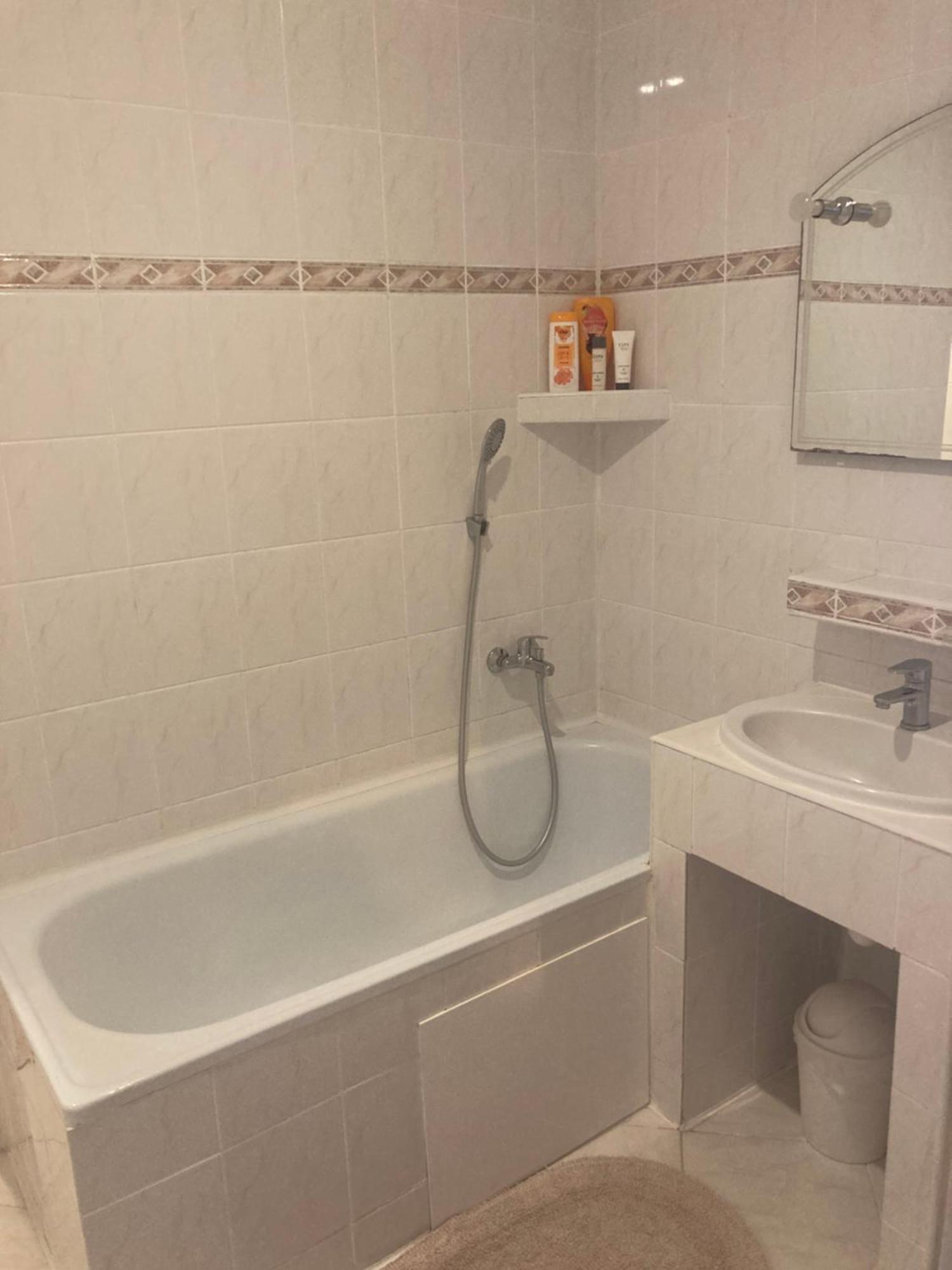 Utulny Apartman Blizko Centra Michalovce Exterior foto