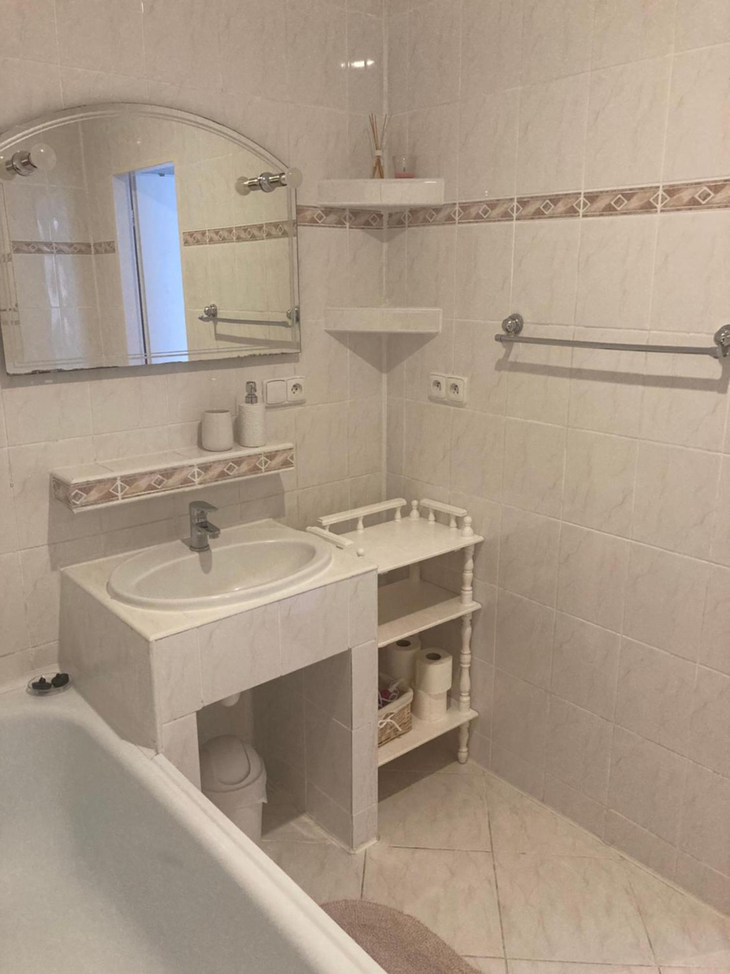 Utulny Apartman Blizko Centra Michalovce Exterior foto
