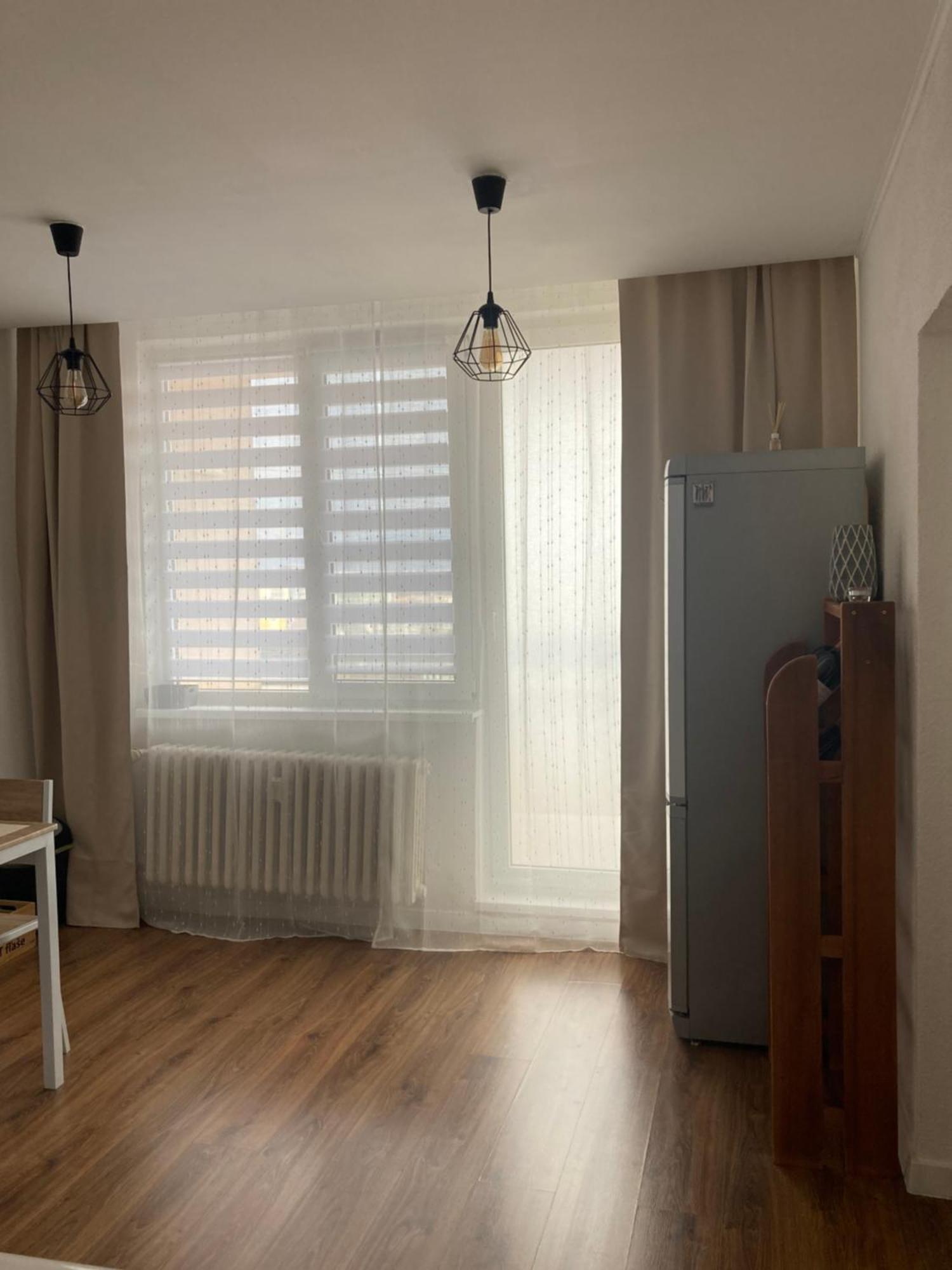 Utulny Apartman Blizko Centra Michalovce Exterior foto