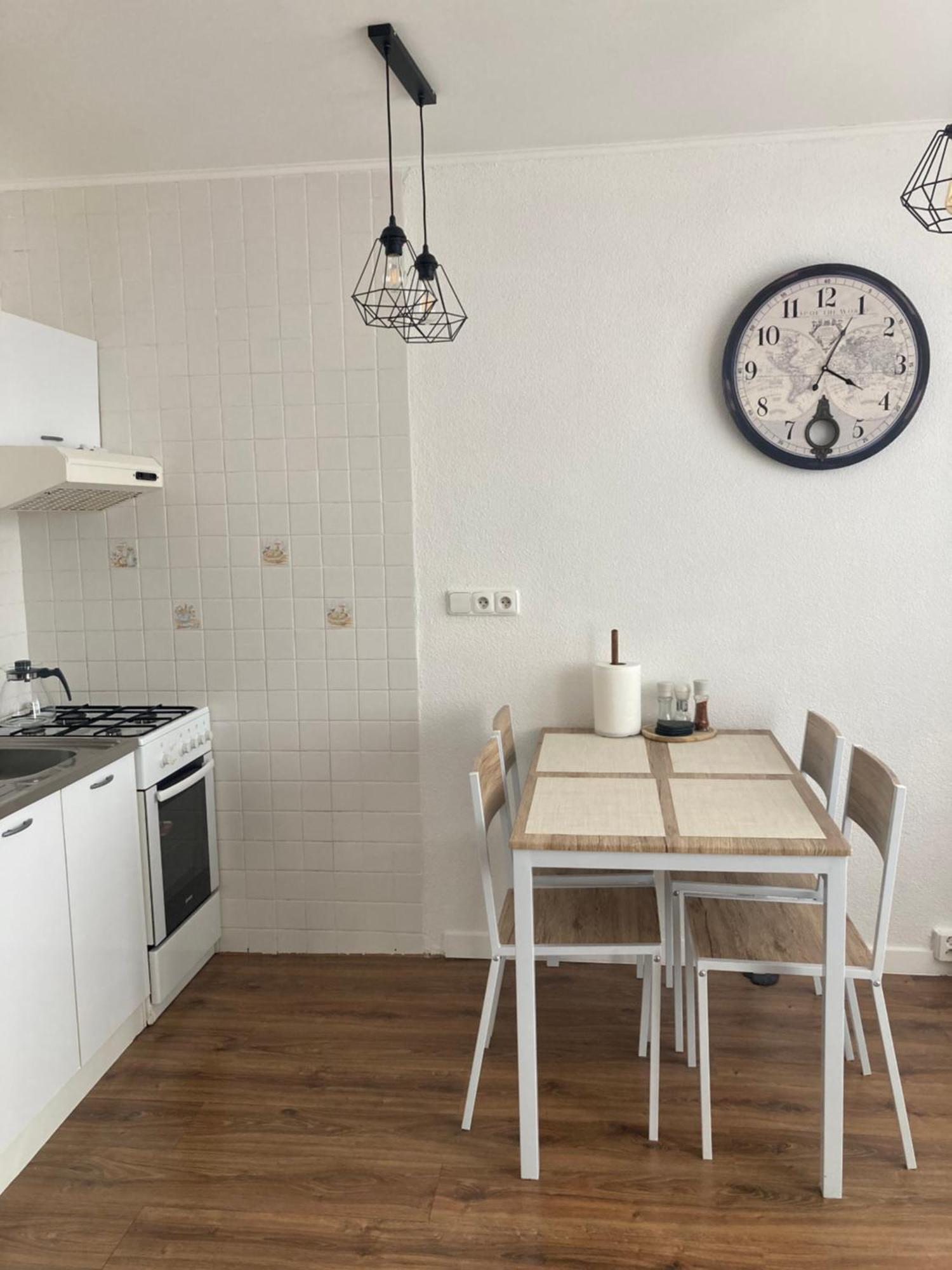 Utulny Apartman Blizko Centra Michalovce Exterior foto